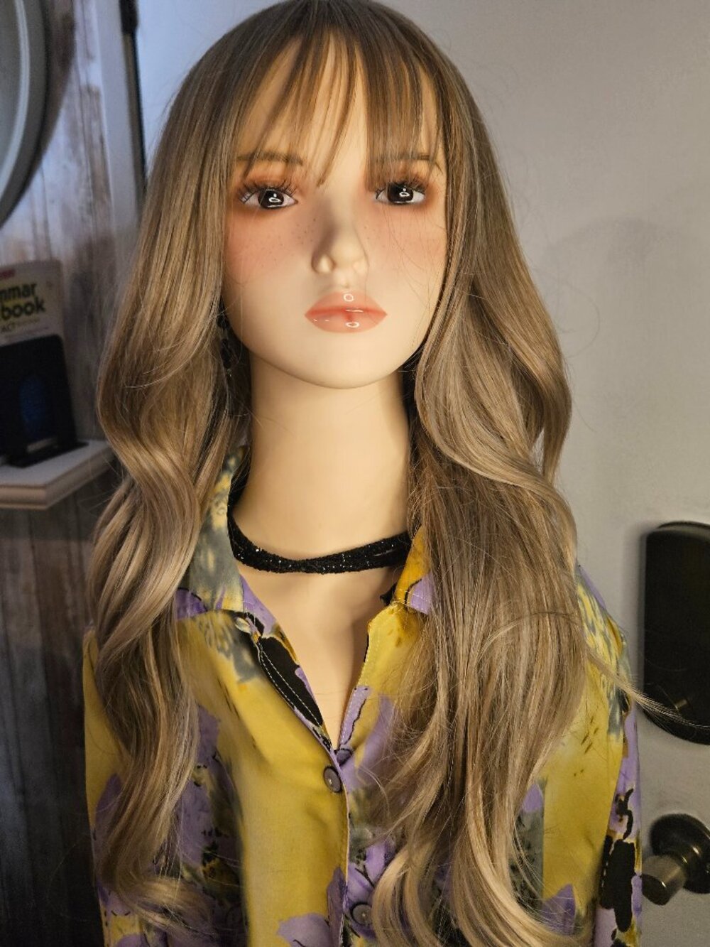 BOHO GLAM Long Dirty Blonde Wavy Wig w Soft Wispy Fringe.Bangs